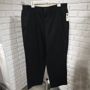 NWT Gap Khakis Men's Size 36/30 Black Relaxed Fit Flat Front 100% Cotton Pants